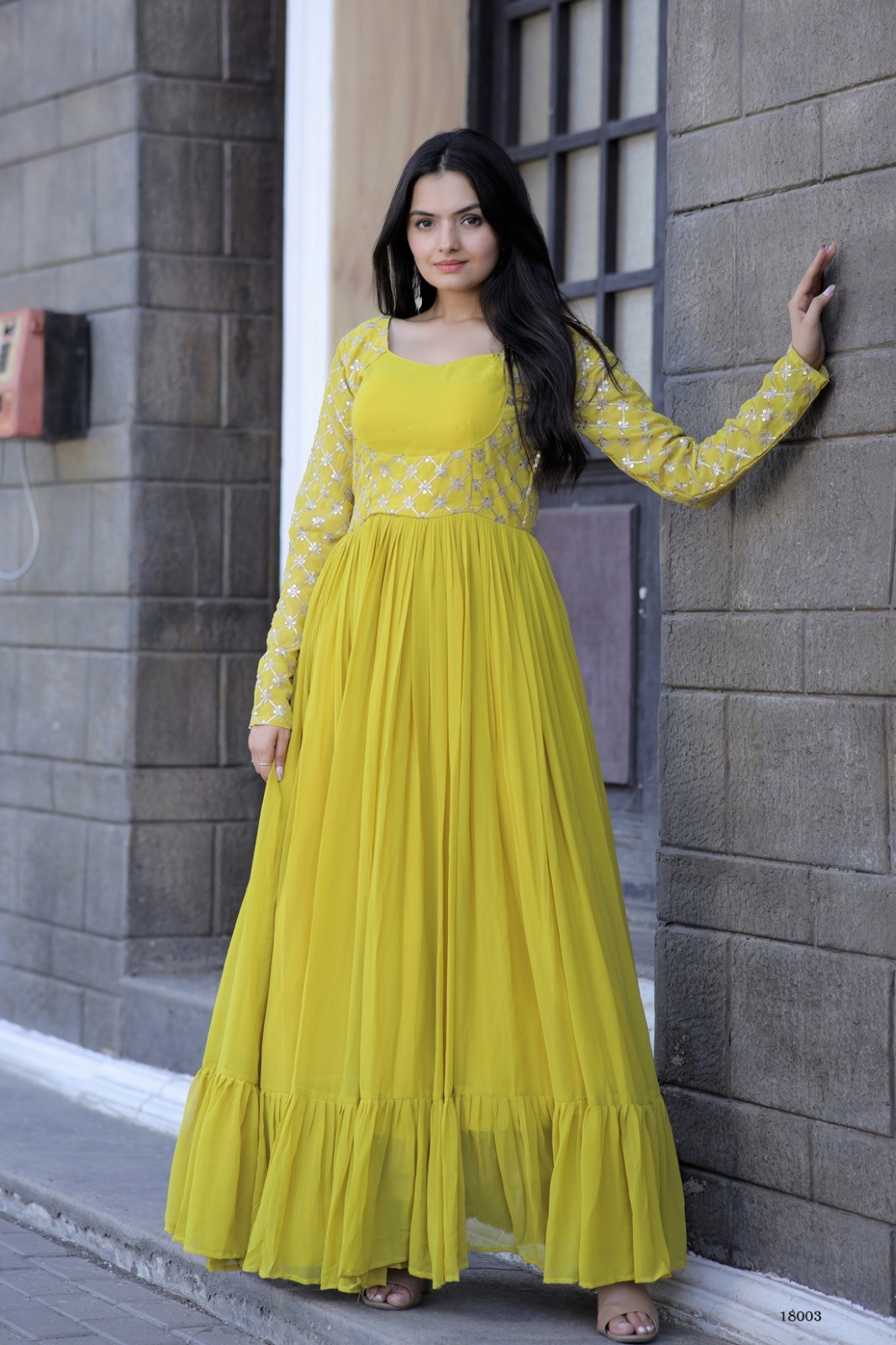 Yellow Stylish Long Faux Blooming Women's Gown