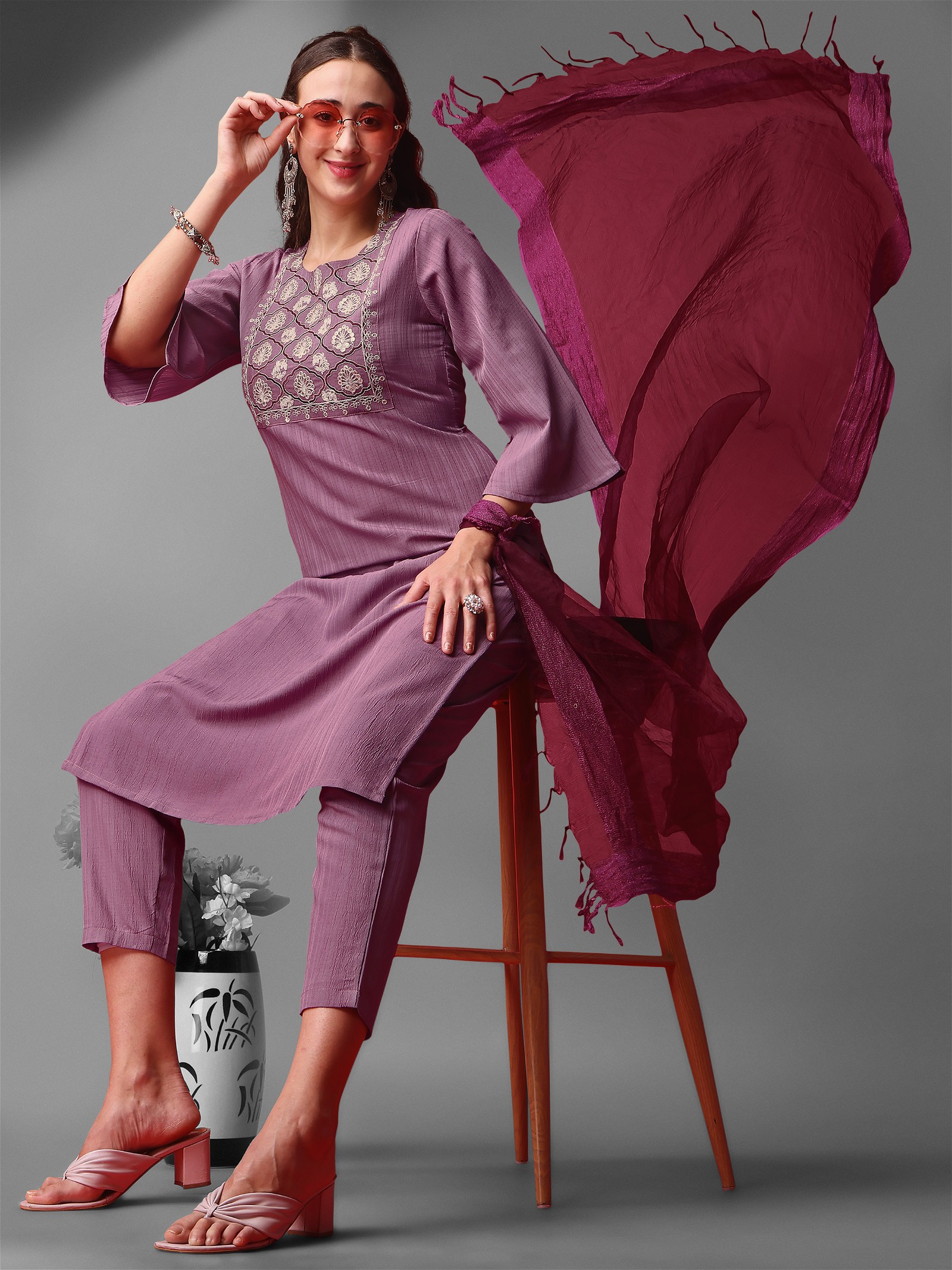 Mesmerizing Purple Kurta Set with Delicate Embroidery, Perfect for Parties with Pant and Dupatta