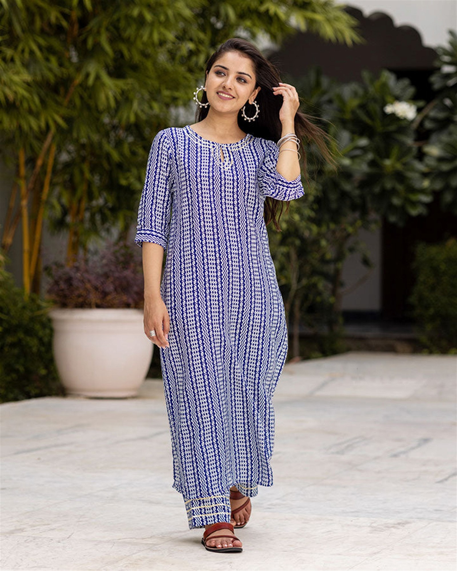 Readymade Kurti Set in Flowy Blue Muslin for Women