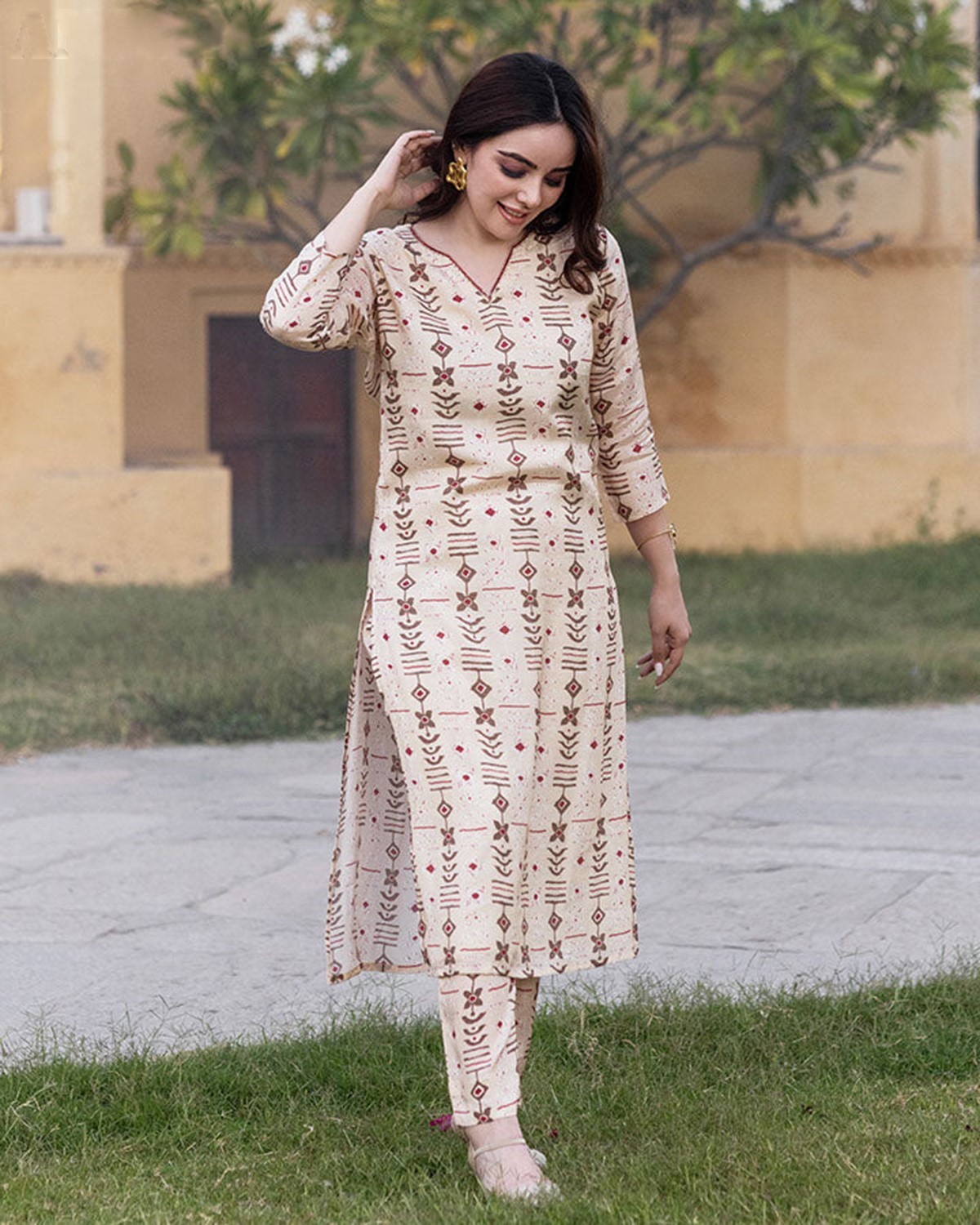 Elegant Muslin Kurti Set in Cream, Ready-to-Wear with Matching Bottom