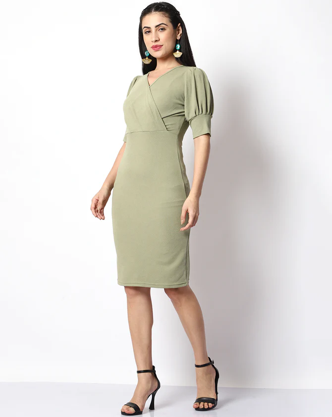 Casual V-Neck Green Solid Bodycon Women