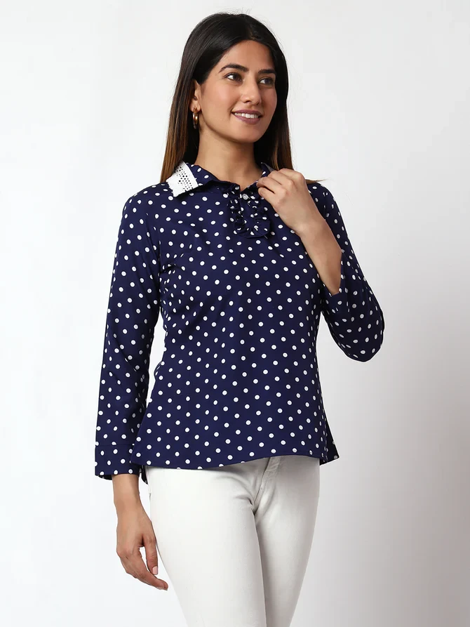 Casual Dark Blue Round Neck Top for Women with Printed Design