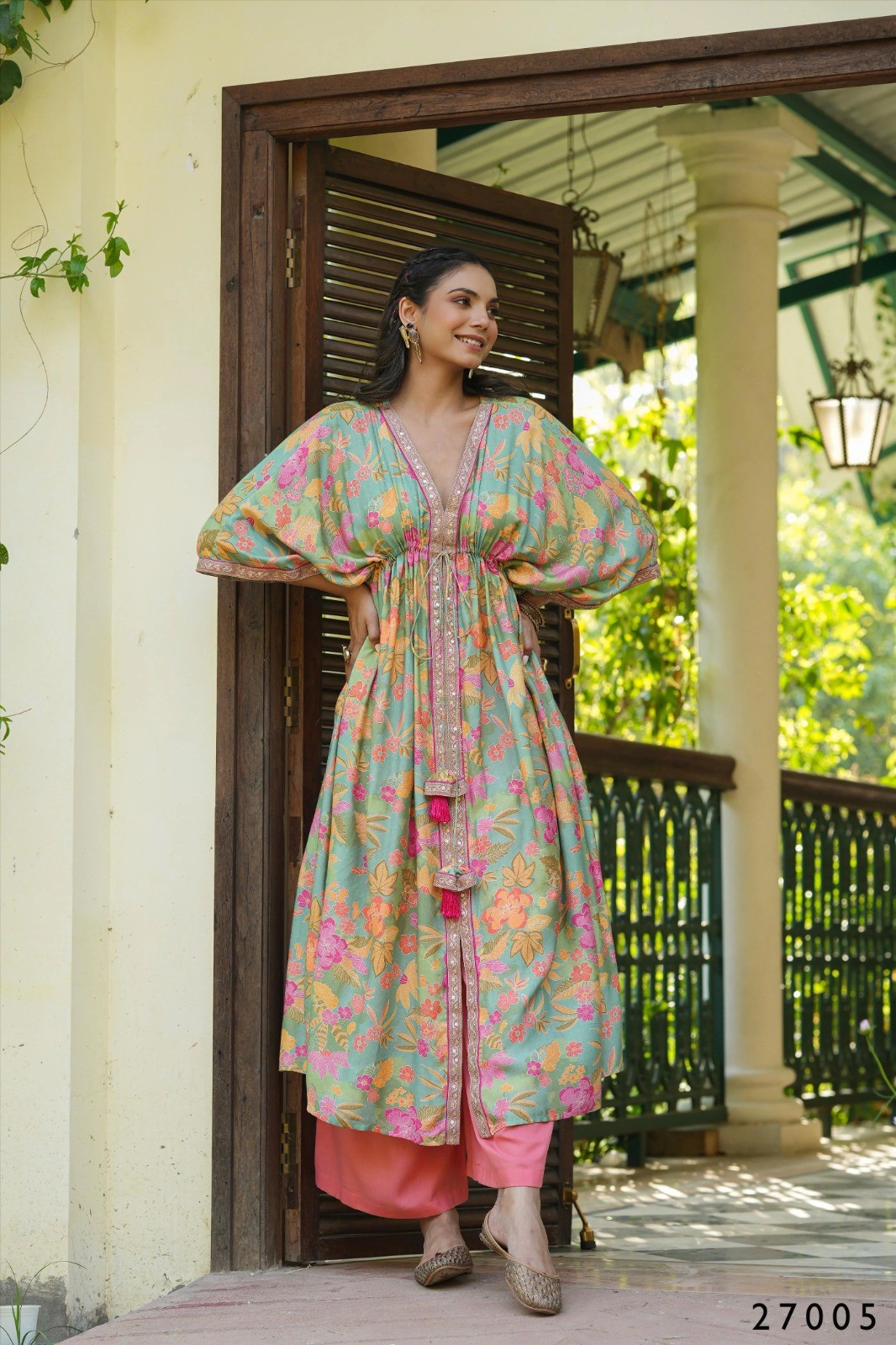 Kaftan Tunic with Palazzo featuring a Floral Print