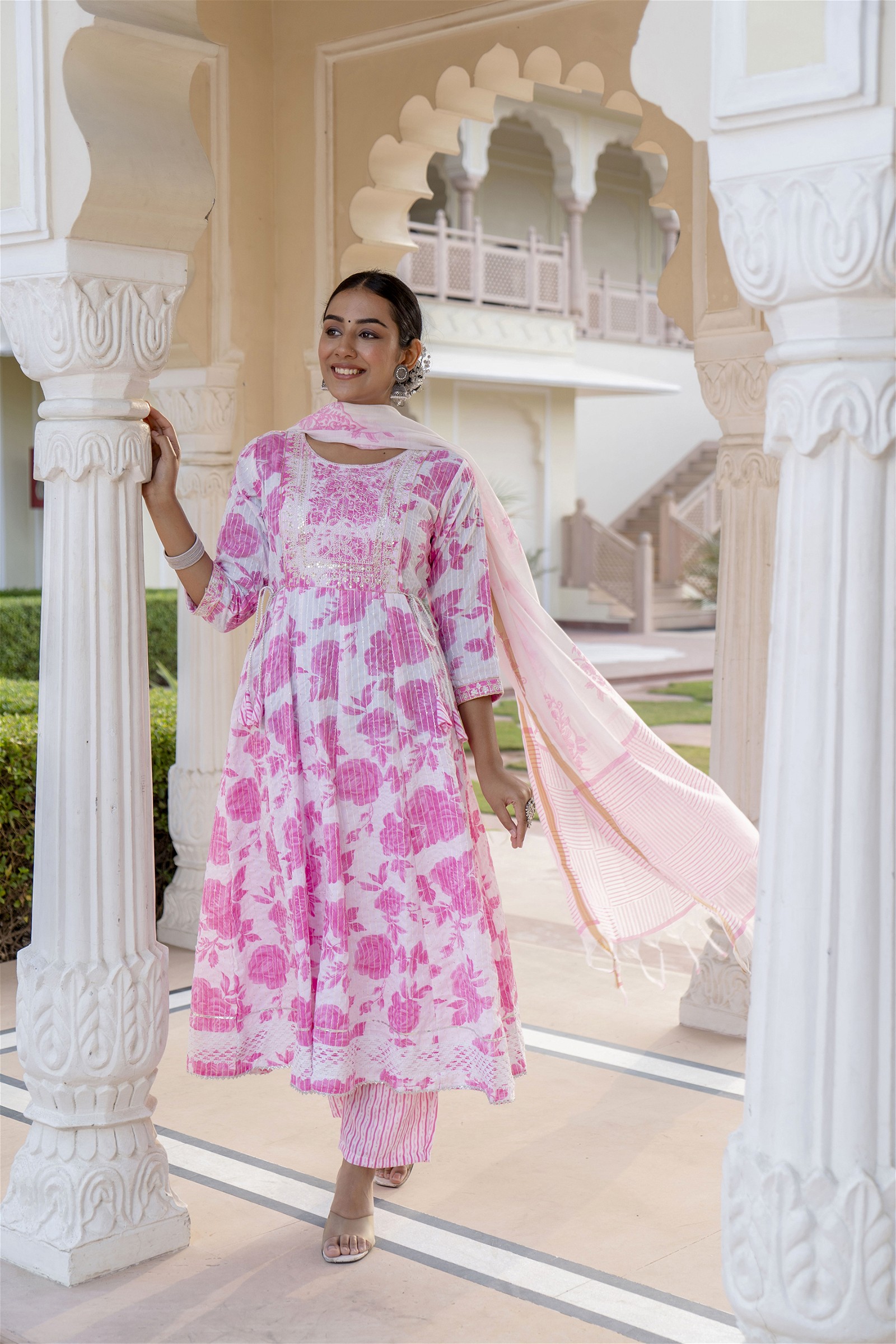 Dupatta Set with Pink Rayon Kurta & Pant