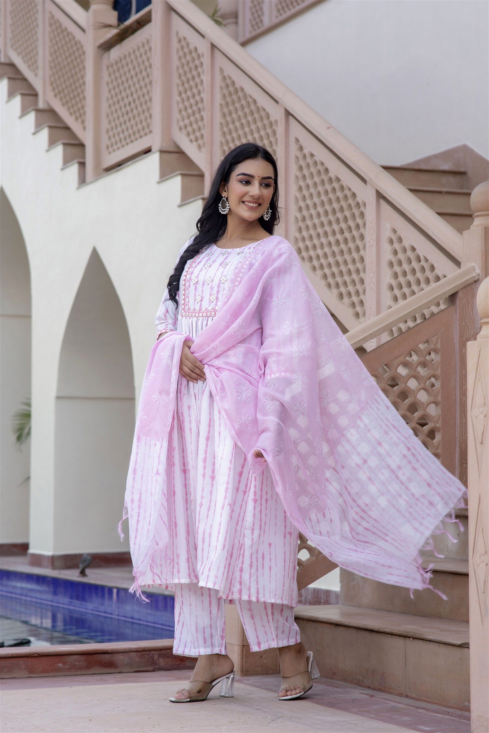 Embroidery Pink Kurta and Pant Set with Dupatta for Women